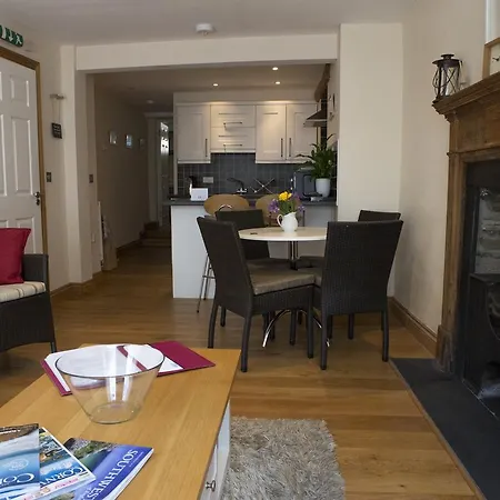 Apartman Breaks - Cottages &