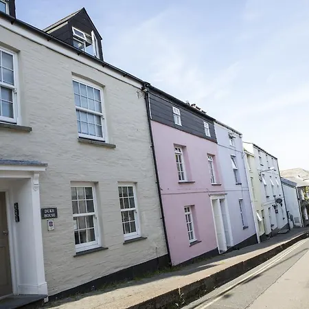 Breaks - Cottages & Apartman *