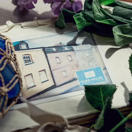 Breaks - Cottages & * Padstow