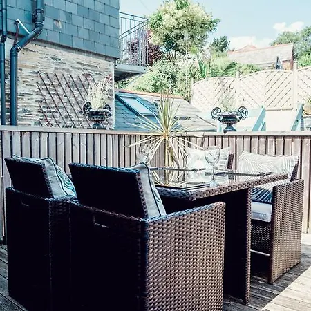 Breaks - Cottages & Apartamento *